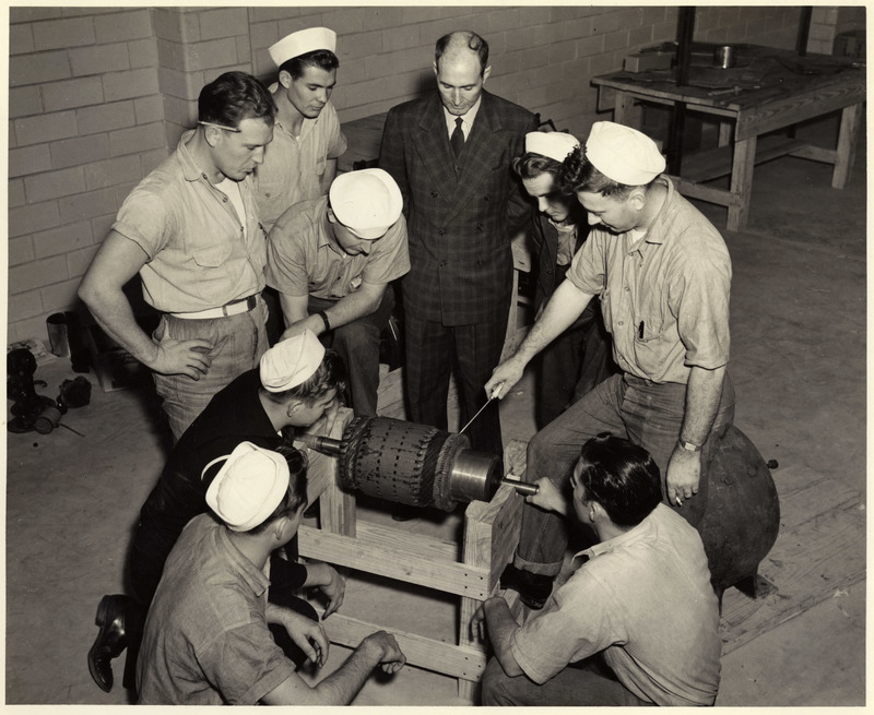 training sailors at UH in 1941