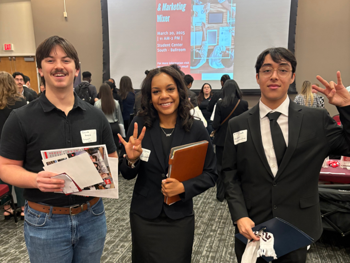 Valenti Student Showcase: A Night of Celebration and Networking