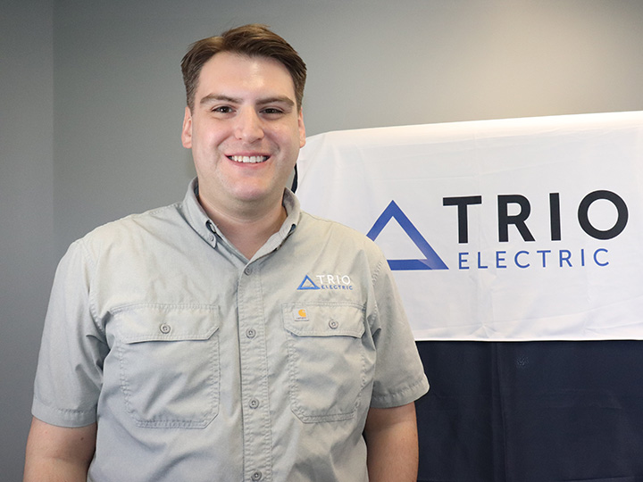 Samuel DeLeon (BA ’21) Transfers History Skills to Construction Management 
