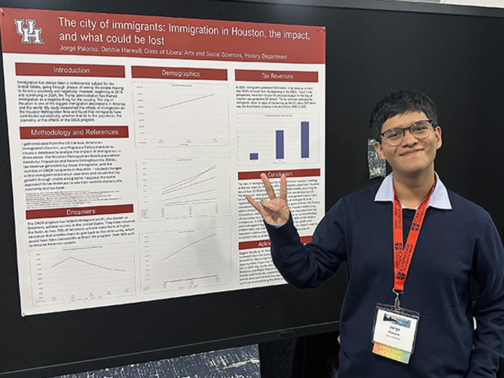 History Major Jorge Palomo Wins Research Funding for Summer 2026