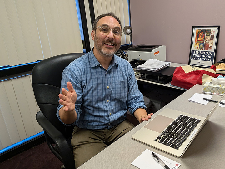 : Dr. Mark Goldberg, Associate Professor of History, Holds the 2025-26 Herbert R. Bloch Jr. Memorial Fellowship from the American Jewish Archives