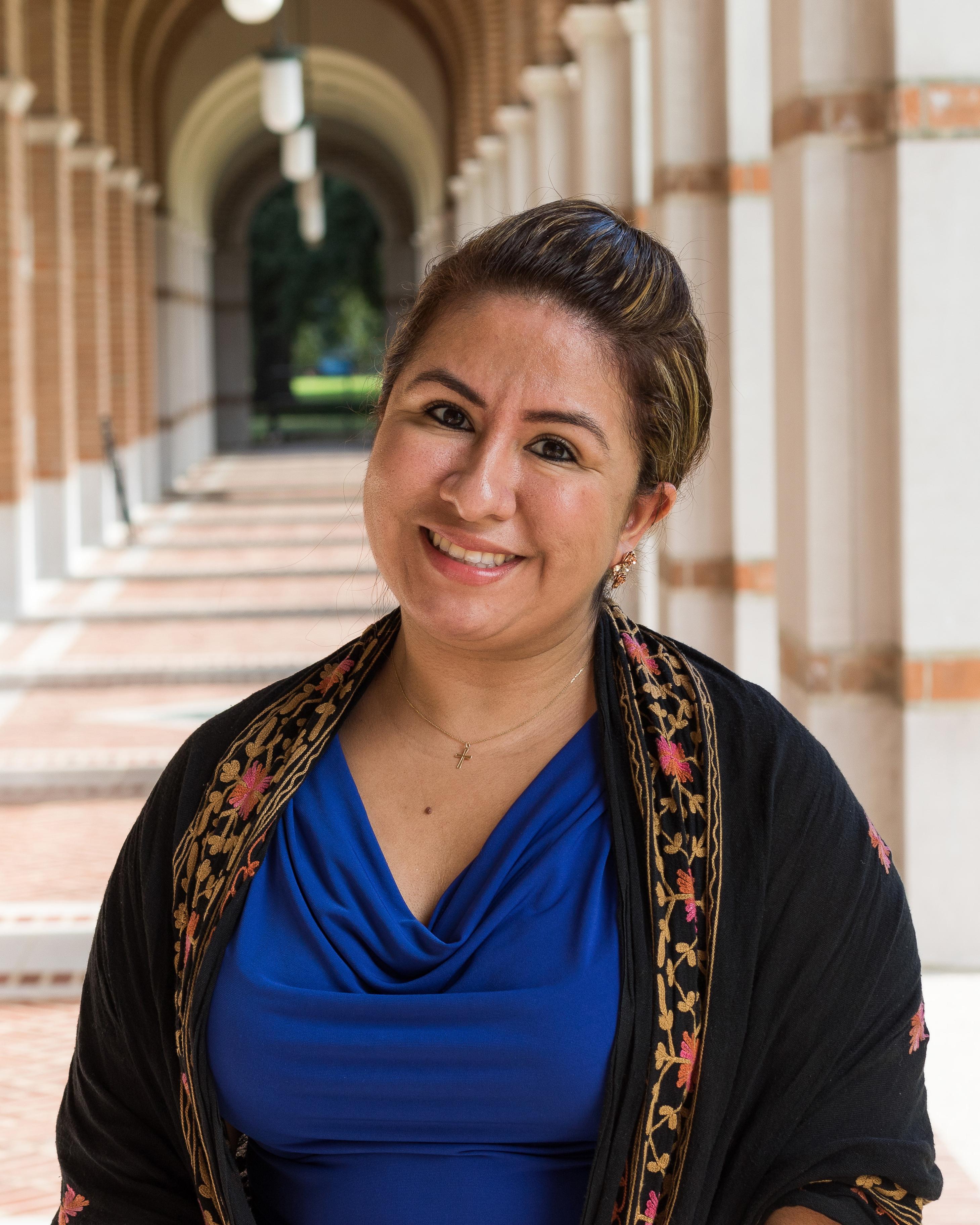 /class/psychology/clinical-psych/research/carma/research-team/stephanieprofessionalheadshot.jpg