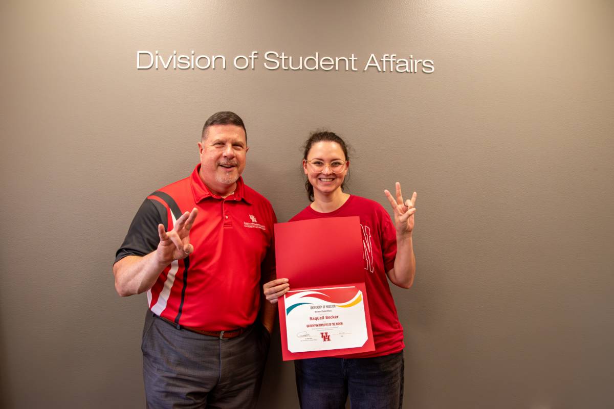 Raquell Becker (Right), Director for Cougars In Recovery, pictured with Vice Chancellor/Vice President for Student Affairs, Dr. Paul Kittle.