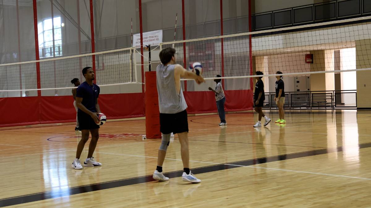 volleyballa at the rec