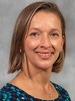 Anny Castilla-Earls