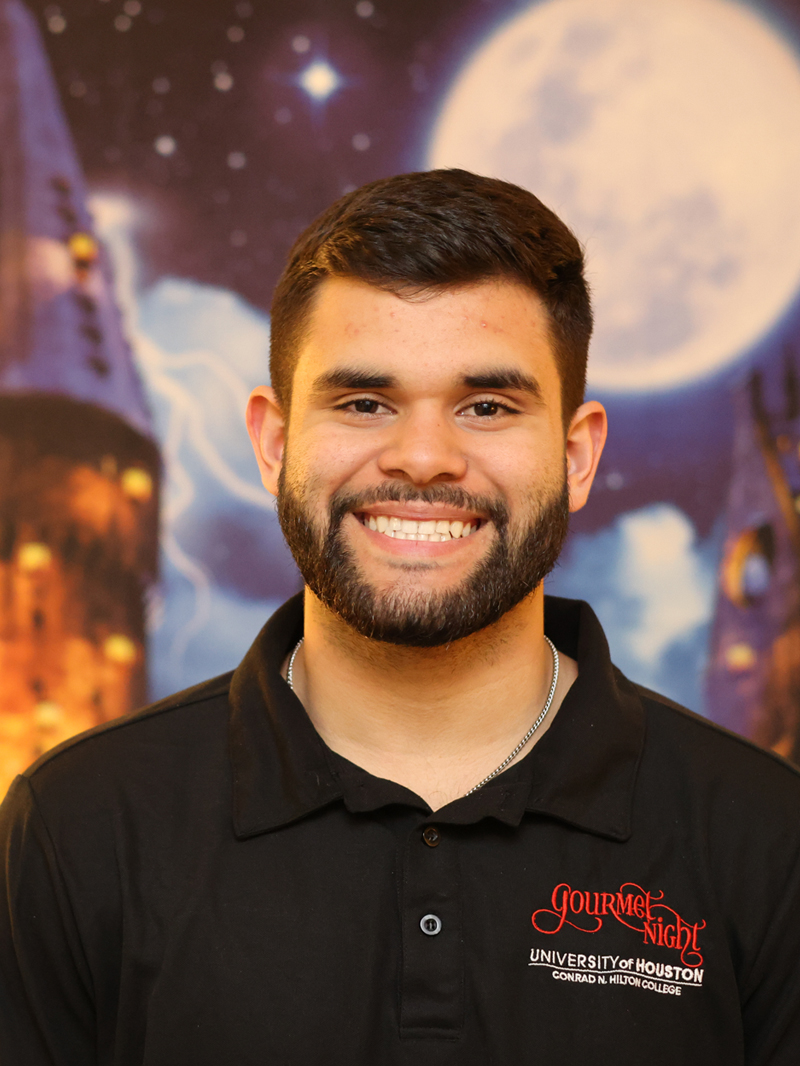 /hilton-college/News-Events/Gourmet-Night/gourmet-night-2022/zachry-vazquez.jpeg