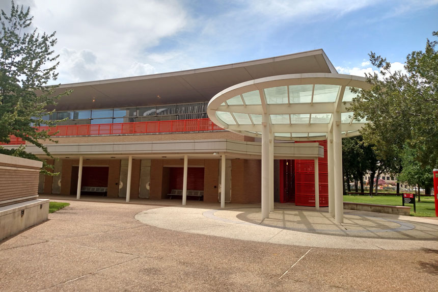 Science & Engineering Classroom Building