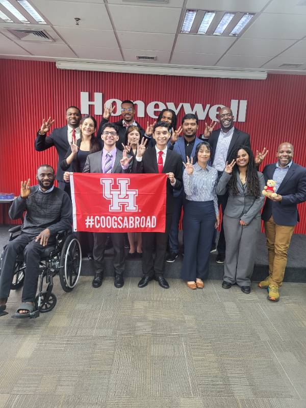 UH Students in Brazil