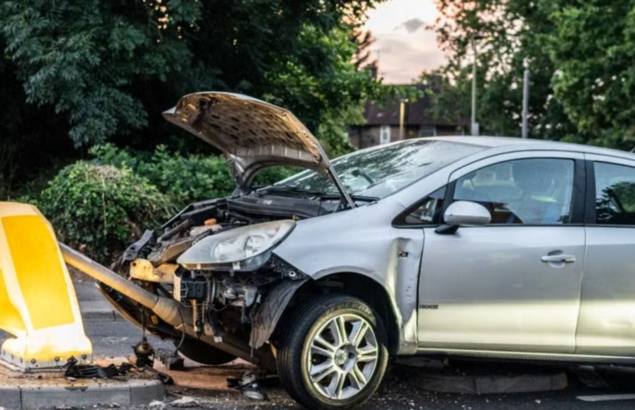 Car wreck large image