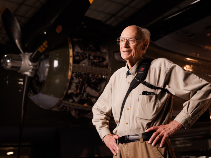 UH Professor Emeritus John Lienhard