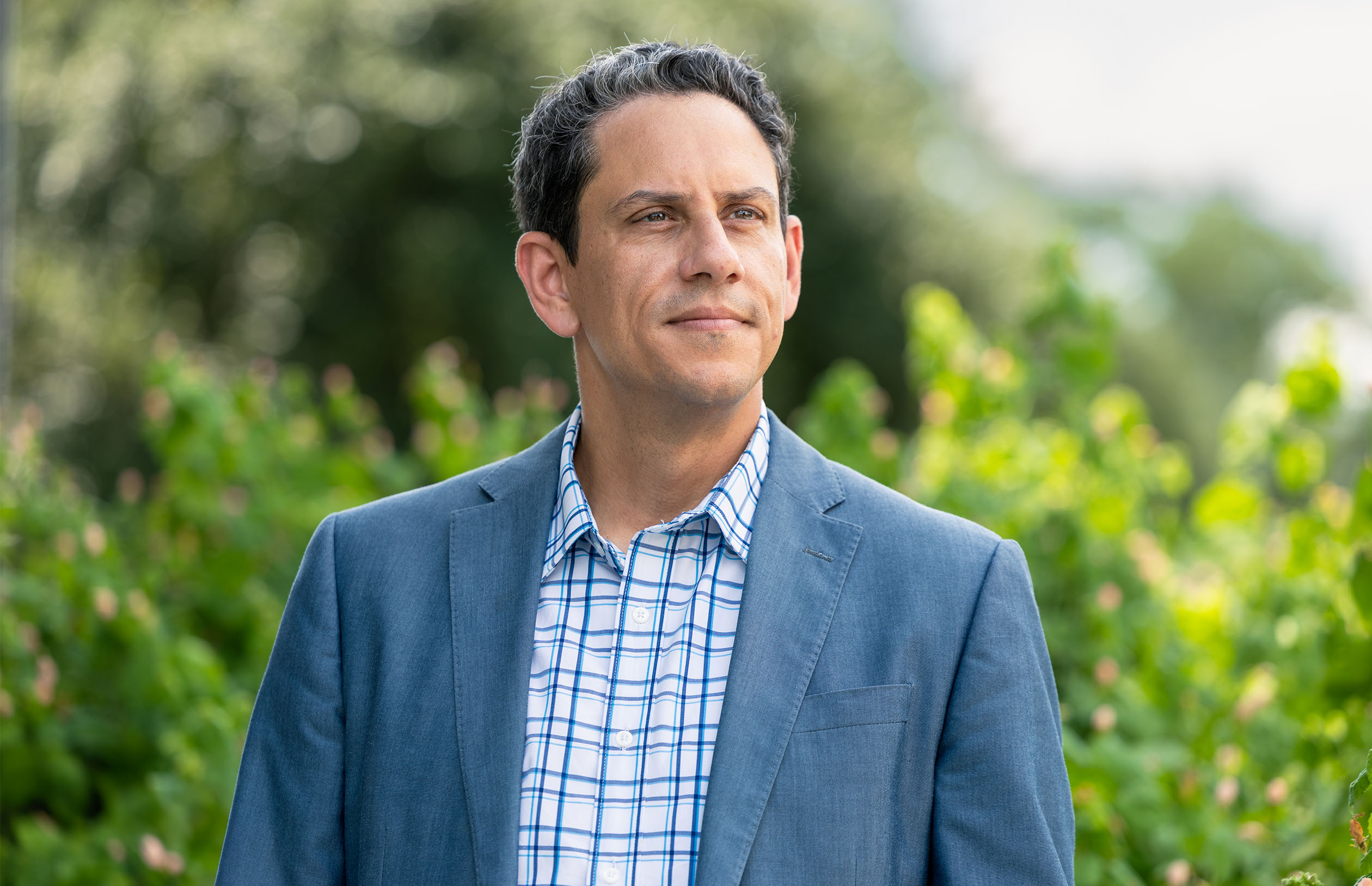 Outdoor portrait of Jaime González.