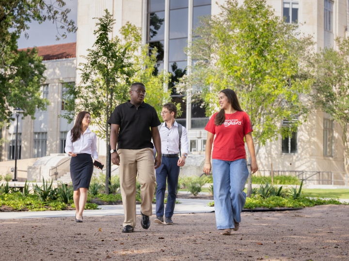 students walking on the UH campus