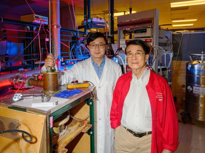 Liangzi Deng & Paul Chu