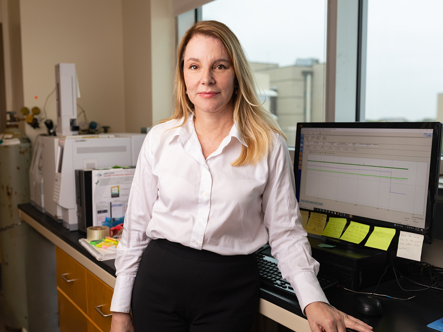 Eva Harth, UH chemistry professor and new NAI Fellow