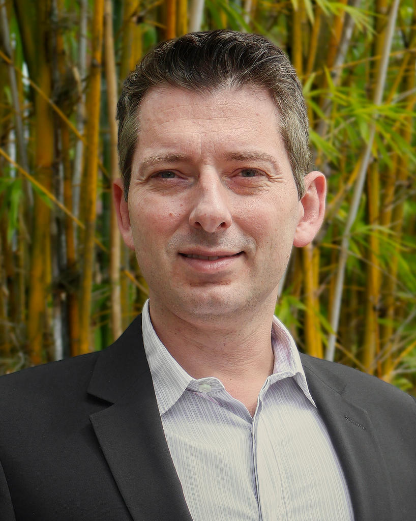 Dr. Damian Dechev