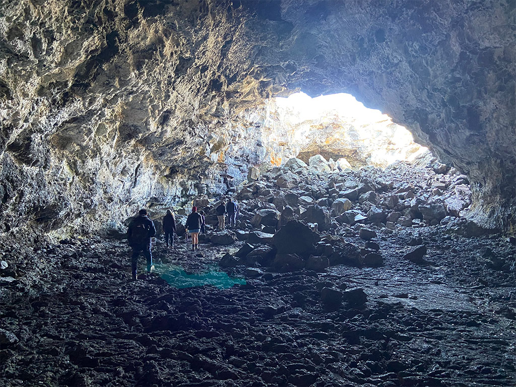 Students got the opportunity to walk through an empty lava tube. Photo credit: Jack McLaughlin, TA