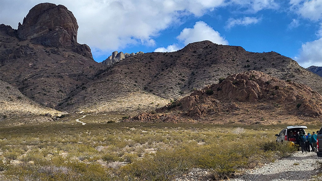 A little off-roading to get to our next depositional mystery. Students were excited to get some higher views in! Photo credit: Korien Oostingh