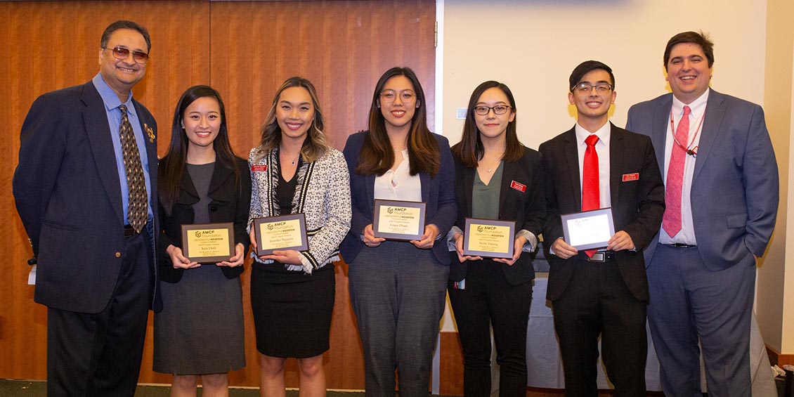 photo of competition finalists and advisors
