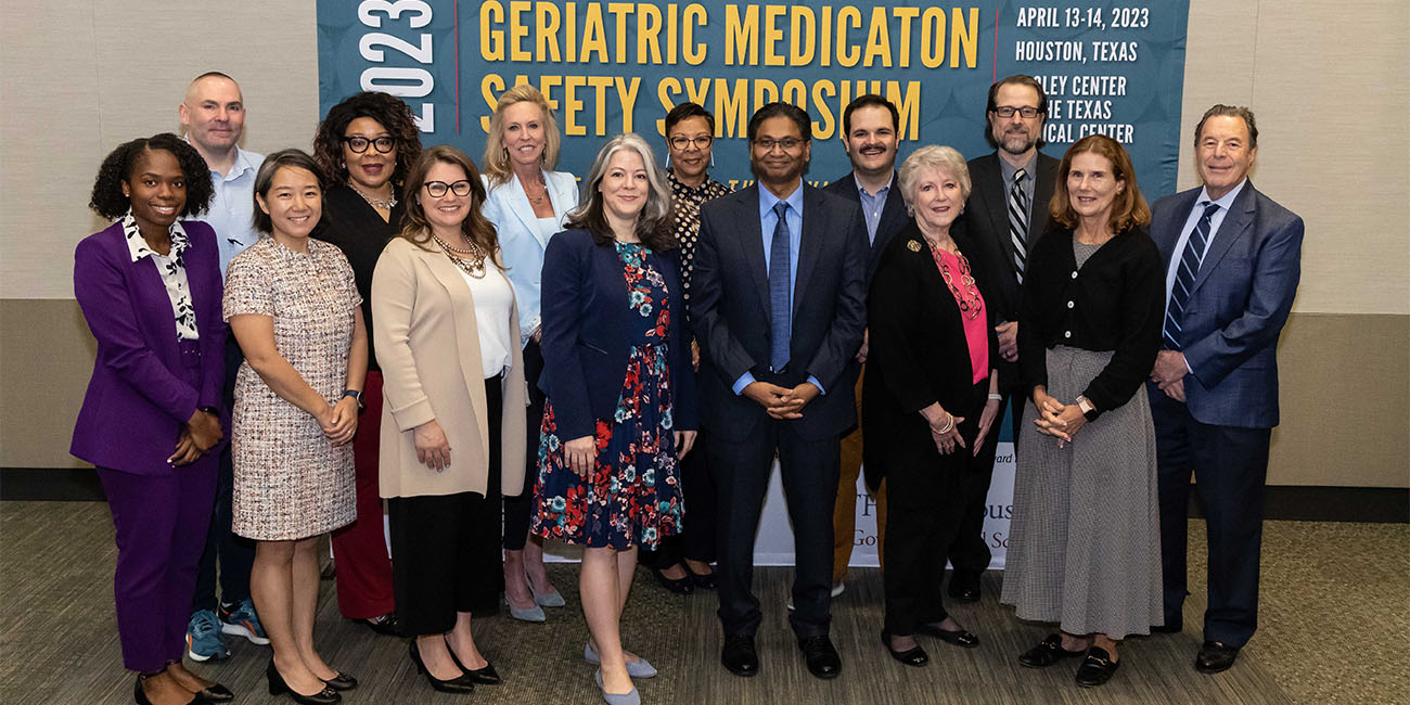 Planning committee members and plenary speakers