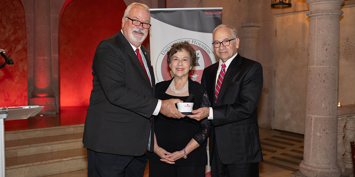 Pritchard presents mortar-and-pestle keepsake to Rosie and 