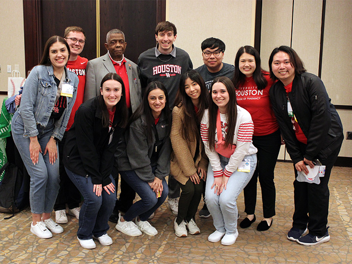 group photo of SNPhA attendees in UH attire