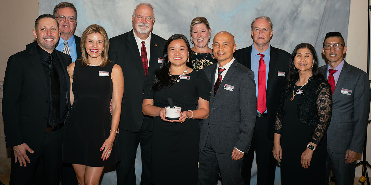 Pritchard with Mading Society inductees