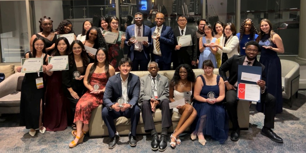 UHCOP's SNPhA Chapter at Nationals